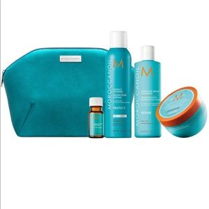 Moroccan oil hair repair gift set…brand new!!! Including velvet cosmetic bag.